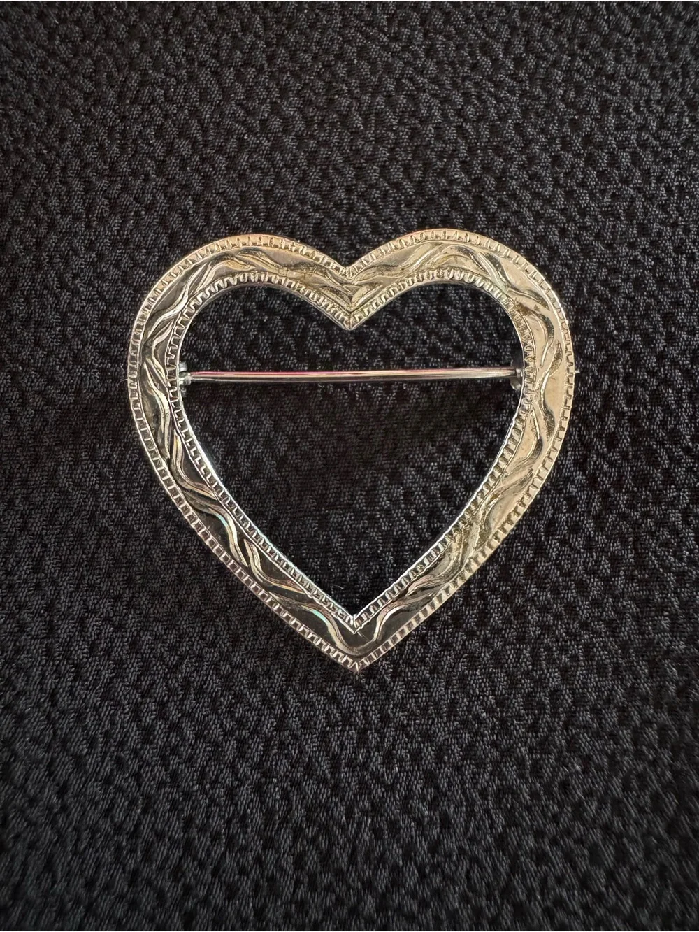 Vintage JF Sterling Silver Engraved Open Heart Brooch Pin 1”